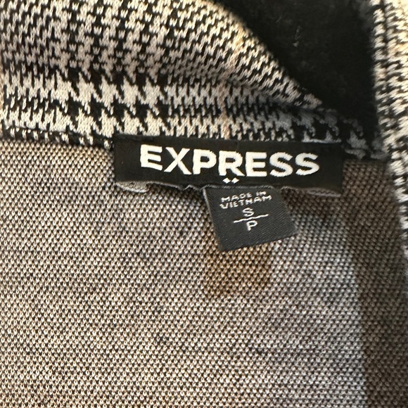 Express - Long Sweater - Picture 2 of 2